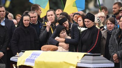 У Рівному попрощалися із Антоном Кравчуком і Миколою Шевчиком, які загинули у боях на Харківщині У Рівному попрощалися із Антоном Кравчуком і Миколою Шевчиком, які загинули у боях на Харківщині