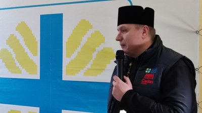 Тернопільський Карітас передає сім'ям загиблих захисників закордонні пакунки з допомогою Тернопільський Карітас передає сім'ям загиблих захисників закордонні пакунки з допомогою