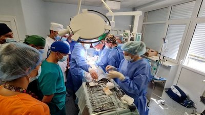 З лікарні виписали хлопця, якому першому в Івано-Франківську пересадили нирку З лікарні виписали хлопця, якому першому в Івано-Франківську пересадили нирку