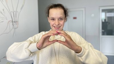 Пацієнтка Аня, якій тричі рятували життя львівські медики