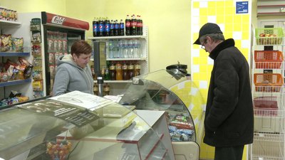 "Прошу Бога їх покарати": як у селі Яковлівка на Харківщині за рік після авіаудару відновлюється життя "Прошу Бога їх покарати": як у селі Яковлівка на Харківщині за рік після авіаудару відновлюється життя