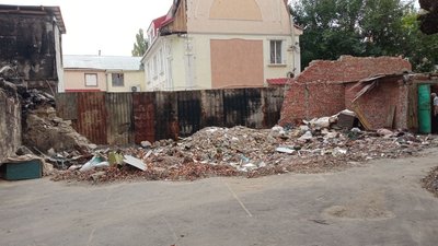 Жителям пошкодженого будинку в Миколаєві продовжують приходити квартплати Жителям пошкодженого будинку в Миколаєві продовжують приходити квартплати