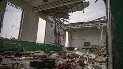 "Щодня запускають десятки дронів". Як під обстрілами армії РФ живуть у Хрещенівці на Херсонщині "Щодня запускають десятки дронів". Як під обстрілами армії РФ живуть у Хрещенівці на Херсонщині