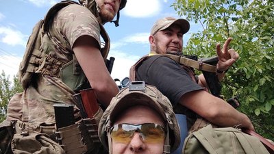 "Його образ — це великі карі очі": на Полтавщині попрощалися із сержантом Олександром Тараненком "Його образ — це великі карі очі": на Полтавщині попрощалися із сержантом Олександром Тараненком