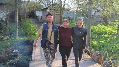 На Чернігівщині чоловік зміг вибратися з могили після того, як його розстріляли росіяни На Чернігівщині чоловік зміг вибратися з могили після того, як його розстріляли росіяни