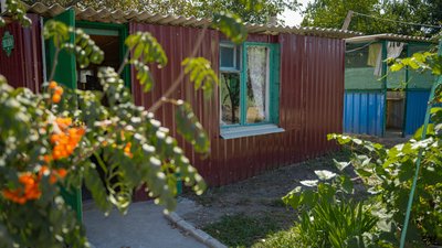 Пиріжки, що пахнуть домом. Жителі громади на Дніпропетровщині з перших днів повномасштабної війни готують їжу на фронт Пиріжки, що пахнуть домом. Жителі громади на Дніпропетровщині з перших днів повномасштабної війни готують їжу на фронт