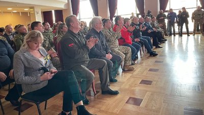 урочистості урочистості