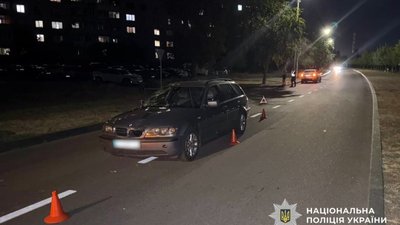 На Полтавщині водій BMW збив 82-річну пішохідку: жінка померла в лікарні