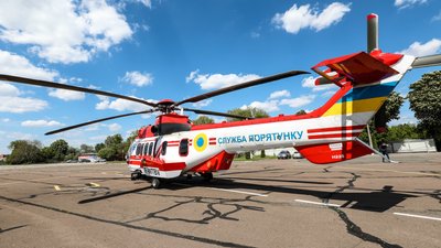 Закарпатські рятувальники отримали гелікоптер у рамках міжурядової угоди