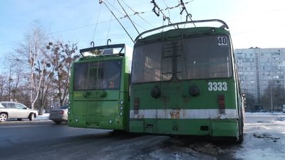 Обрив дротів: чому на Олексіївці не ходять трамваї та тролейбуси Обрив дротів: чому на Олексіївці не ходять трамваї та тролейбуси