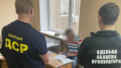 2000 доларів за приватизацію квартири: голову
однієї з райадміністрацій Одеси судитимуть за хабар — прокуратура