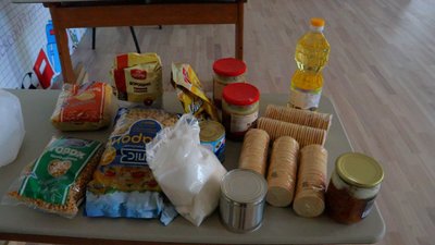 Черги за продуктовими наборами у Чернігові: щоб вистачило всім, проводять реєстрацію