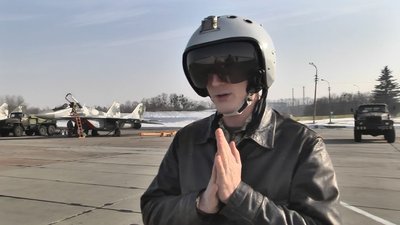 На луцькому летовищі льотчики Севастопольської бригади тренують ведення повітряних боїв На луцькому летовищі льотчики Севастопольської бригади тренують ведення повітряних боїв