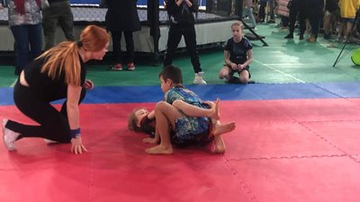В Одесі відбувся чемпіонат з козацького двобою В Одесі відбувся чемпіонат з козацького двобою