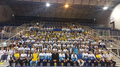Черкаські спортсмени привезли з Італії нагороди чемпіонату Європи Черкаські спортсмени привезли з Італії нагороди чемпіонату Європи