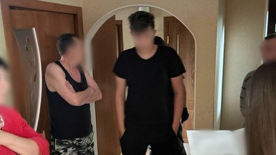 шахраї продавали айфони