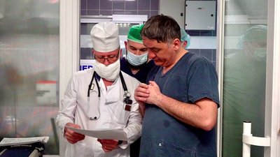 Тридцять операцій в день: тернопільський ортопед лікує бійців Тридцять операцій в день: тернопільський ортопед лікує бійців