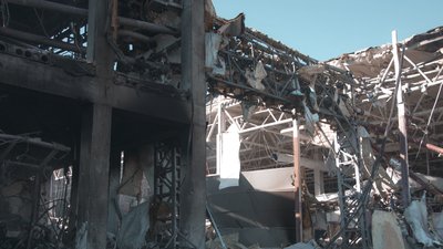 Ракета РФ знищила ТЦ "Рив'єра" в Одесі та пошкодила будинки. Фоторепортаж Ракета РФ знищила ТЦ "Рив'єра" в Одесі та пошкодила будинки. Фоторепортаж