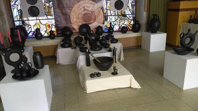 Виставку Сергія Івашківа з Львівщини "Різдвяна зірка. Традиції і сучасність" відкрили в Тернополі