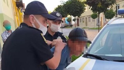 На Закарпатті затримали раніше засудженого чоловіка, який пограбував пенсіонера