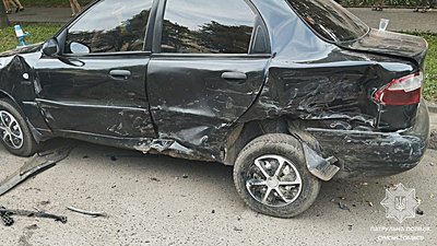 У Сумах на проспекті Шевченка в ДТП травмувалися троє людей У Сумах на проспекті Шевченка в ДТП травмувалися троє людей