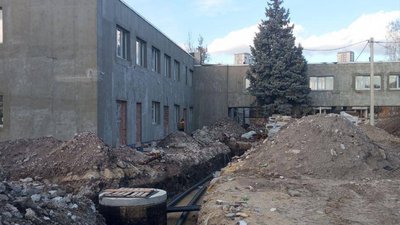 В Маріуполі окупанти будують військовий полігон для дітей