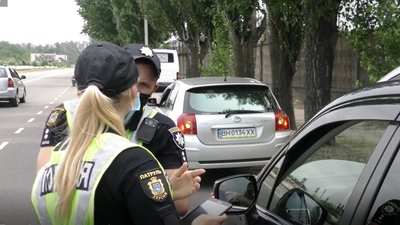 "Відповідальний водій": патрульні у Херсоні провели профілакичну акцію "Відповідальний водій": патрульні у Херсоні провели профілакичну акцію