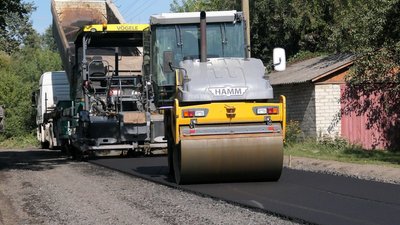 "Ямка на ямці": на Сумщині мешканці села Шатрище скаржаться на розбиту дорогу "Ямка на ямці": на Сумщині мешканці села Шатрище скаржаться на розбиту дорогу