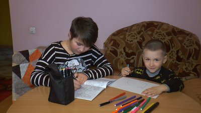 Переїхали з Рубіжного на Франківщину. Історія дитячого будинку сімейного типу родини Целухіних Переїхали з Рубіжного на Франківщину. Історія дитячого будинку сімейного типу родини Целухіних
