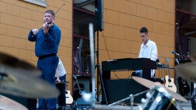 У Запоріжжі відбувся вечір пам’яті дівчат-співачок, які загинули внаслідок обстрілу армії РФ