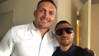 Усик і Ломаченко потрапили до бази "Миротворця"