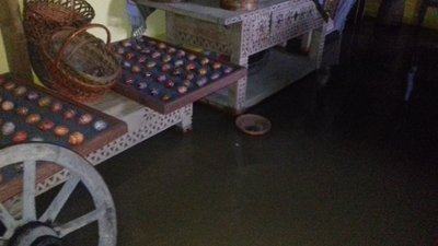Підтоплені будинки та дороги. На Прикарпатті продовжує вирувати стихія Підтоплені будинки та дороги. На Прикарпатті продовжує вирувати стихія