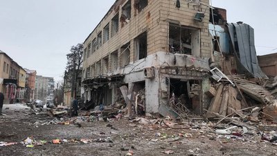"Вирви від бомб до 20 метрів" — мер Охтирки про нічний авіаналіт російських літаків "Вирви від бомб до 20 метрів" — мер Охтирки про нічний авіаналіт російських літаків