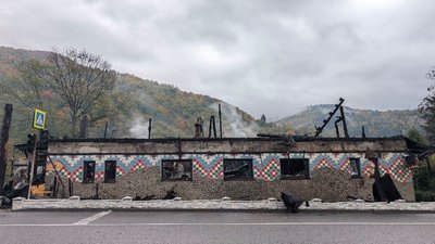 У селі Кваси на Закарпатті згорів ресторан «Бокораш»