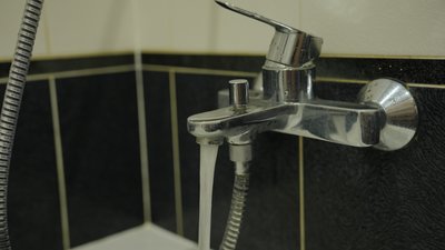 У Полтаві через аварію відключили воду на кількох вулицях: адреси