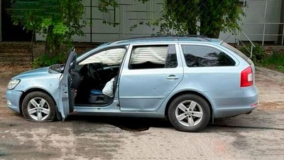 Перемир'я: РФ атакувала автомобіль у Семенівці, водійка зазнала поранень