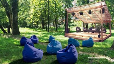 Черкаській дитячій музичній школі №5 потрібна сцена і новий паркан Черкаській дитячій музичній школі №5 потрібна сцена і новий паркан