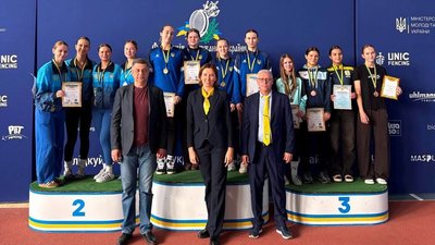 Миколаївські фехтувальниці