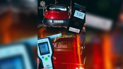 у Чернігові зупинили двох нетверезих водійок