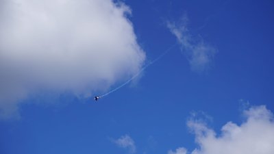 На Харківщині у День перемоги запустили в небо літак На Харківщині у День перемоги запустили в небо літак