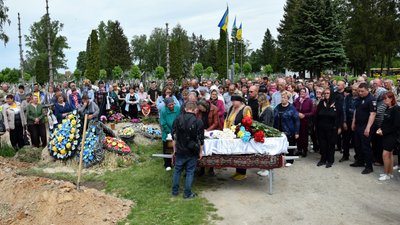Житомирщина прощається зі своїми героями-оборонцями Житомирщина прощається зі своїми героями-оборонцями