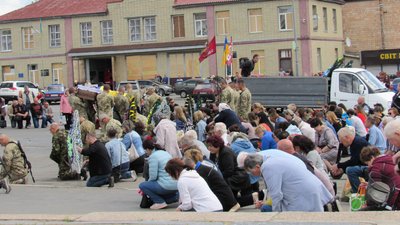 Житомирщина прощається зі своїми героями-оборонцями Житомирщина прощається зі своїми героями-оборонцями