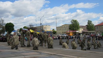 Житомирщина прощається зі своїми героями-оборонцями Житомирщина прощається зі своїми героями-оборонцями