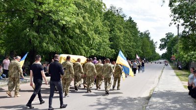 Житомирщина прощається зі своїми героями-оборонцями Житомирщина прощається зі своїми героями-оборонцями