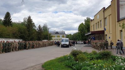 Житомирщина прощається зі своїми героями-оборонцями Житомирщина прощається зі своїми героями-оборонцями