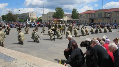 Житомирщина прощається зі своїми героями-оборонцями Житомирщина прощається зі своїми героями-оборонцями