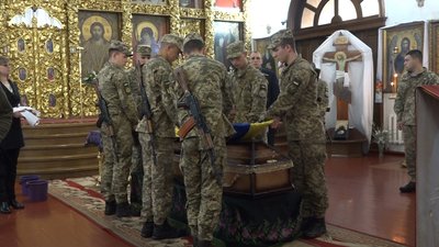 Житомирщина прощається зі своїми героями-оборонцями Житомирщина прощається зі своїми героями-оборонцями