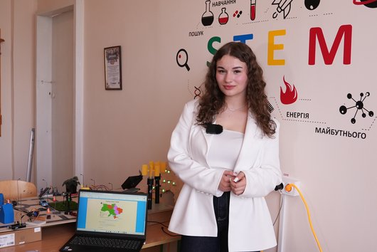 Ангеліна Кравець, учениця 11 класу, STEM-лабораторія, Калущина