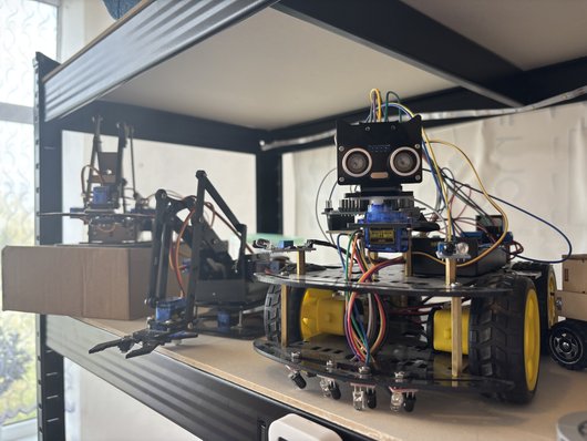 STEM-лабораторія, робомашина, аналог наземного дрона, Калущина