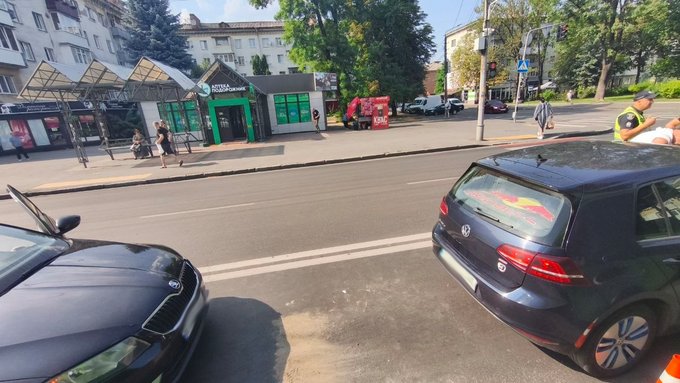 У Житомирі на Київській в ДТП потрапили 3 легковики — аварія ускладнила рух перед перехрестям У Житомирі на Київській в ДТП потрапили 3 легковики — аварія ускладнила рух перед перехрестям